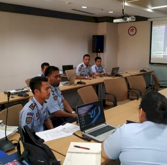 Hadiri Evaluasi Komponen Pengungkit Zona Intergritas, Kepala Rutan Pinrang : Kalau Perlu Awasi, Koreksi dan Tegur Kami!