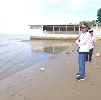 Nurdin Abdullah Targetkan Pantai Labombo Palopo Jadi Destinasi Wisata Internasional
