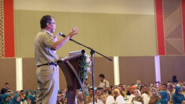 Wali Kota Makassar Mohammad Ramdhan Pomanto memberikan sambutan pada peringatan Hari Kesatuan Gerak PKK Ke-47 Kota Makassar Tahun 2019, Senin (22/04/19).