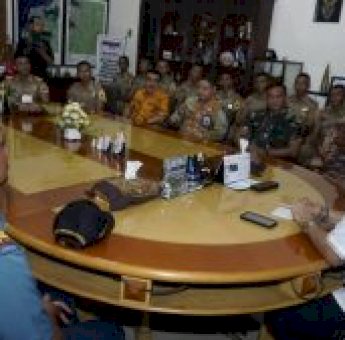 Iqbal Suhaeb Tularkan Semangat Pelaut Bugis-Makassar Kepada Taruna Akademi Angkatan Laut