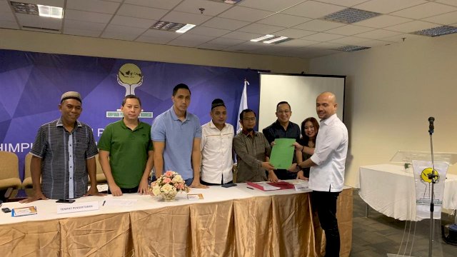 Akbar Himawan Buchari mendaftarkan diri sebagai calon Ketua Umum BPP Hipmi, di Sekretariat BPP Hipmi Pusat, Lantai 8 Bidakara, Kawasan Tebet, Jakarta Selatan, Sabtu (18/05/2019).