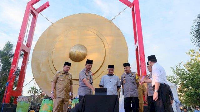 Launching Aplikasi dan Gong sistem deteksi dini bencana, di Jalan Wr Supratman, Kota Makassar, Senin (27/05/2019).