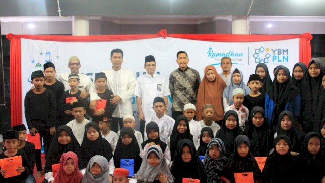 Dompet Dhuafa dan PLN Pusmanpro Berbagi Bersama Anak Yatim