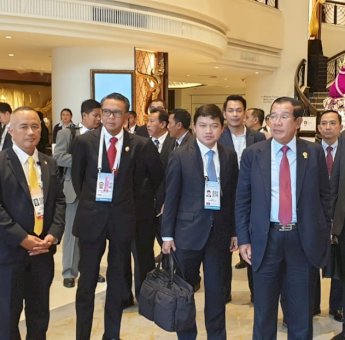 Nurdin Abdullah Dampingi Presiden Jokowi Hadiri KTT ASEAN di Thailand