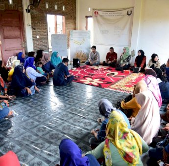 Isteri Gubernur Sulsel Temui Warga Macini Sombala, Ini yang Dibahas