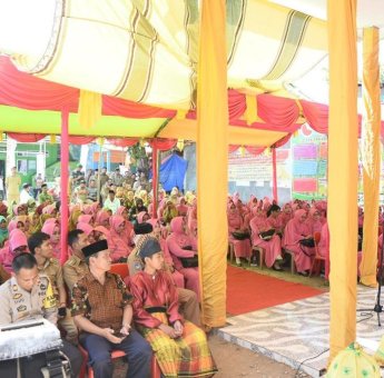 Tekan Pertumbuhan Penduduk, Pemkab dan Polres Gowa Canangkan Bakti Bhayangkara KB-Kes