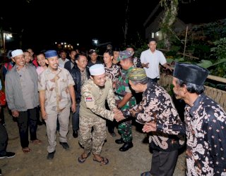 Wagub Sulsel Kunjungi Perbatasan Gowa-Bone, Warga Minta Jalan Diperbaiki