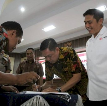 PMI Makassar dan APSI Sulsel Jalin Kerjasama Donor Darah