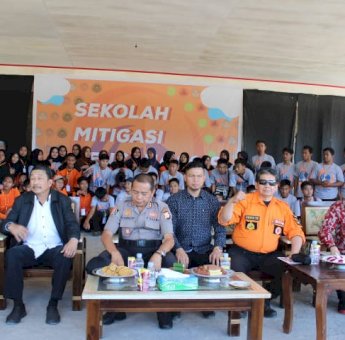 Tumbuhkan Sikap Tangguh Bencana, SAR UNM Gelar Sekolah Mitigasi Dengan Melibatkan Siswa SMA/Sederajat
