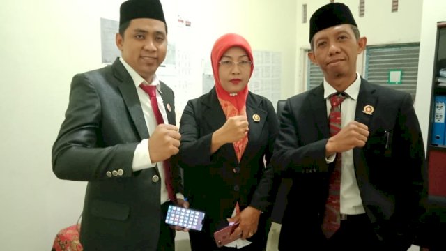 Tiga Komisioner Bawaslu Kabupaten Soppeng.