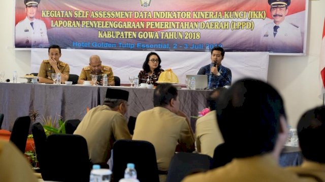 Self Assessment Data Indikator Kinerja Kunci Laporan Penyelenggaraan Pemerintahan Daerah Kabupaten Gowa Tahun 2018, di Hotel Golden Tulip Makassar, Selasa (02/07/2019).