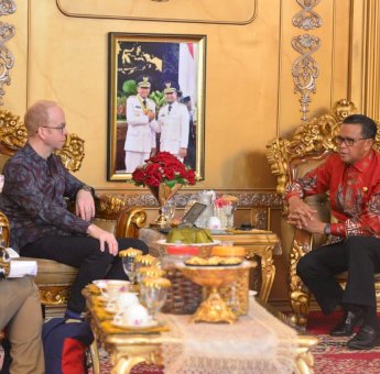 Terima Kunjungan Dubes Kanada, Nurdin Abdullah Bahas Infrastruktur dan Politik di Sulsel