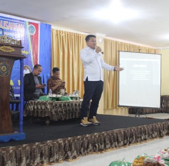 Hari Paramuda Ajak Mahasiswa Unismuh Makassar Berwirausaha