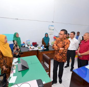 Sidak, Nurdin Abdullah Soroti Kinerja Kepala Dinas Kehutanan Sulsel