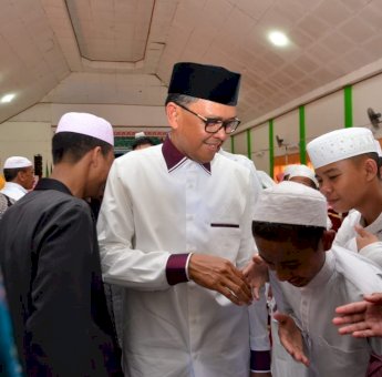 Nurdin Abdullah Minta Santri Ikuti Perkembangan Tekhnologi