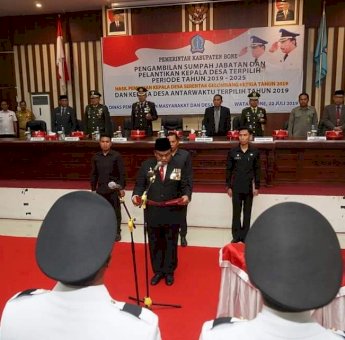 Lantik 14 Kepala Desa, Ini Pesan Bupati Bone