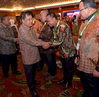 Kota Palopo Raih Penghargaan Pengendalian Inflasi Terbaik 2019