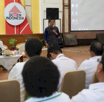 Hadiri Kegiatan Donor Darah PT Semen Tonasa, Deng Ical Paparkan Manfaat Donor