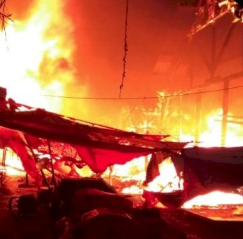Foto-foto Kondisi Terkini Pasar Tempe Kabupaten Wajo Setelah Habis Terbakar