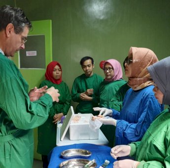 Lahirkan SDM Unggul, FKG Unhas Kerjasama dengan Amsterdam University Medical Center