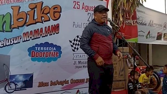 Ilham Arief Sirajuddin membuka Fun Bike Passapeda Mamajang Club (PMC), Minggu (25/08/2019).