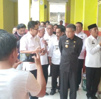 Sikapi Aksi Protes Siswa SMAN 1 Parepare Terkait Dana BOS, Taufan Pawe Akan Lapor ke Gubernur