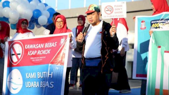 Sosialisasi Kawasan Tanpa Rokok, di Car Free Day Anjungan Pantai Losari Makassar, Minggu (14/07/2019).