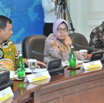 Iqbal Suhaeb Hadiri Rapat Terbatas Bahas Penerapan PLTSa