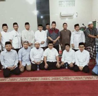 Iqbal Suhaeb Imbau Masyarakat Jaga Kebersihan