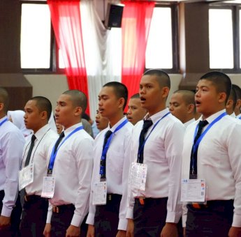 Abdul Hayat Lepas 82 Calon Praja IPDN Asal Sulsel ke Jatinangor