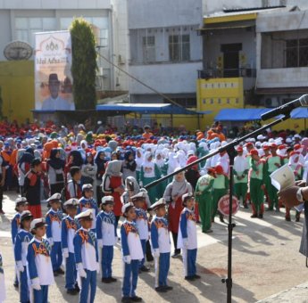 Andi Kaswadi Lepas Peserta Gerak Jalan Indah