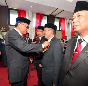 500 ASN Pemprov Sulsel Terima Kehormatan Satya Lencana Karya Satya