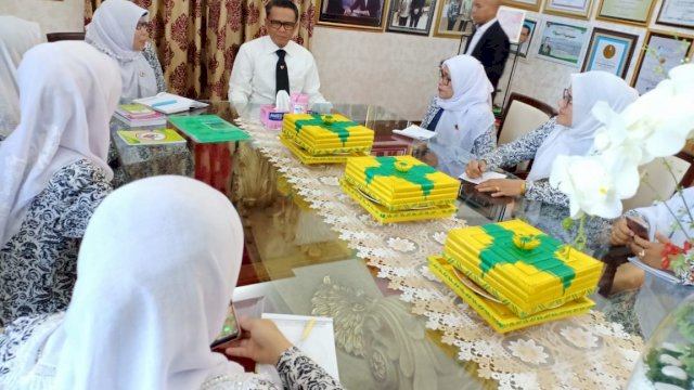 Gubernur Sulsel Prof. Nurdin Abdullah menerima rombongan Pengurus IBI Sulsel, Sabtu (17/08/2019).