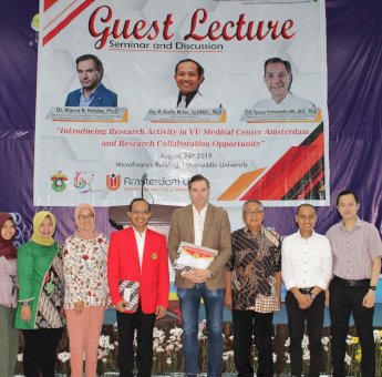 Kuliah Tamu, FKG Unhas Datangkan Professor dari Belanda