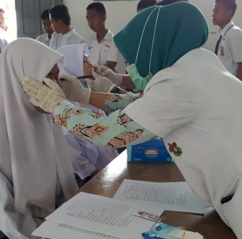 Tim Pengabdian Masyarakat FKG Unhas Lakukan penyuluhan di Bone