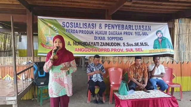 Anggota DPRD Sulsel Andi Nur Hidayati, menggelar sosialisasidi Desa Kessing, Kecamatan Donri-Donri, Kabupaten Soppeng, Rabu (28/08/2019).