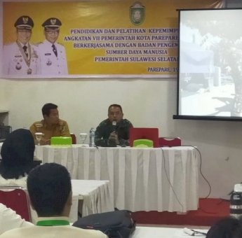 Dandim 1405/Mlts Tekankan Pentingnya Pendidikan Wawasan Kebangsaan Ke Pejabat Pemkot Parepare