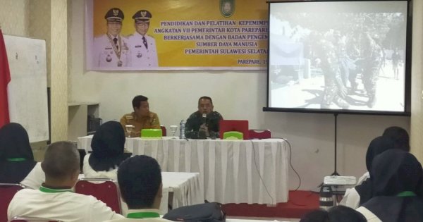 Dandim 1405/Mlts Tekankan Pentingnya Pendidikan Wawasan Kebangsaan Ke Pejabat Pemkot Parepare