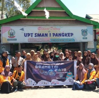 HMJ Matematika UNM Gelar LCTM Group SMA Tingkat Nasional Se-Indonesia Tengah
