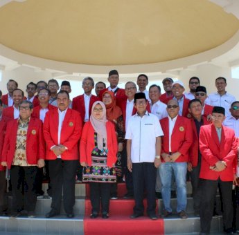 Dies Natalis Ke-63, Rektor Unhas Ziarah ke Makam Sultan Hasanuddin