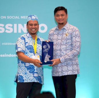 Bupati Gowa Terima Anugrah Pendidikan Indonesia dari IGI