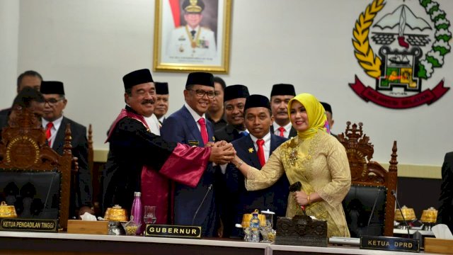 Gubernur dan Wagub Kompak Hadiri Pelantikan 83 Anggota DPRD Sulsel