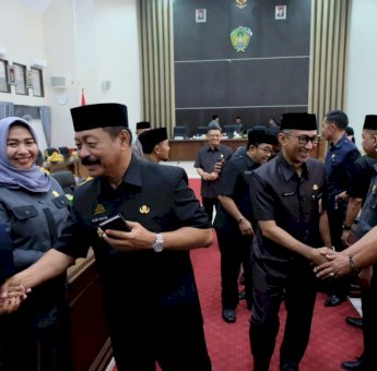 Tetapkan Fraksi Partai dan Pimpinan DPRD, Wabup Gowa harap Terus Bersinergi