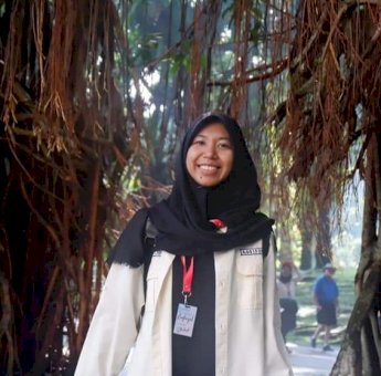 Nurfaizah, Mahasiswa Program Seperempat Abad Lulus di IPB dengan Cumlaude