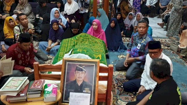 Melayat Rumah Almarhum Palaguna, NA: Kita Kehilangan Tokoh Panutan