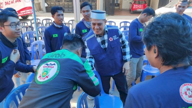 Deng Ical Apresiasi Donor Darah Komunitas KCM Ojol