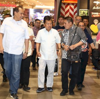 Di Depan JK dan IAS, Chairul Tanjung Sapa Deng Ical ‘Pak Wali’