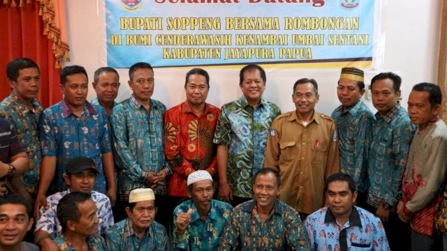 Ini Pesan Andi Kaswadi Saat Menemui Warga Soppeng Korban Kerusuhan di Jayapura