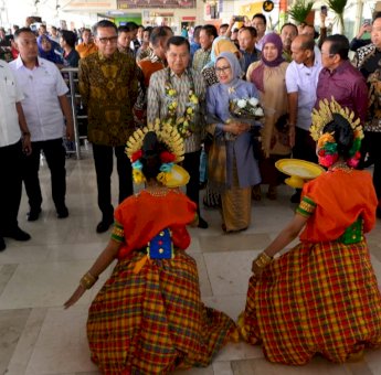 Pulang Kampung, JK Disambut Ribuan Warga Sulsel