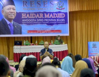 Dikunjungi Haidar Majid, Warga Manggala Keluhkan Kelangkaan Gas LPG